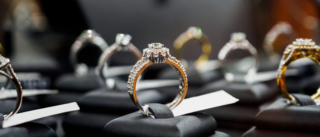 abhay gupta luxury industry